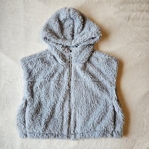 Cropped Fleece Vest